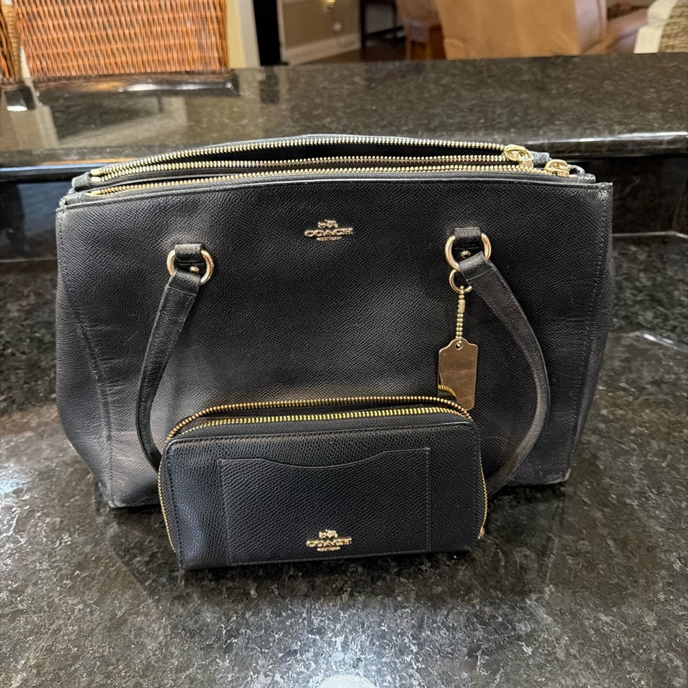 COACH Black Crossgrain Leather Tote + Matching Zip Wallet Set